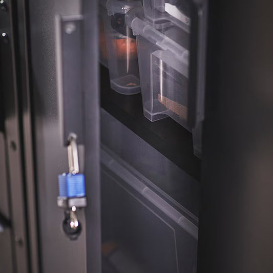 Schrank mit Türen - schwarz - B 85 x H 191 T 40 cm