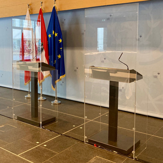 Hygieneschutz für Rednerpult