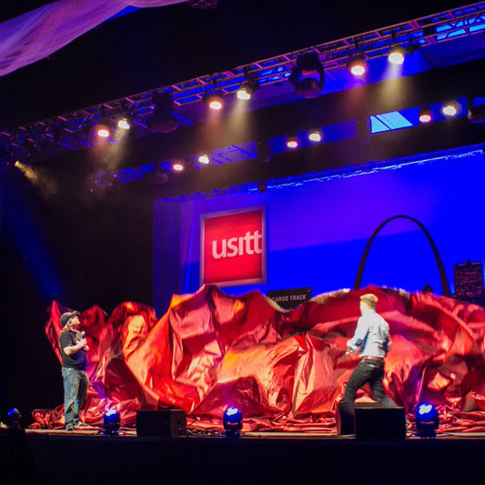 Kabuki Backdrop Abwurfsystem