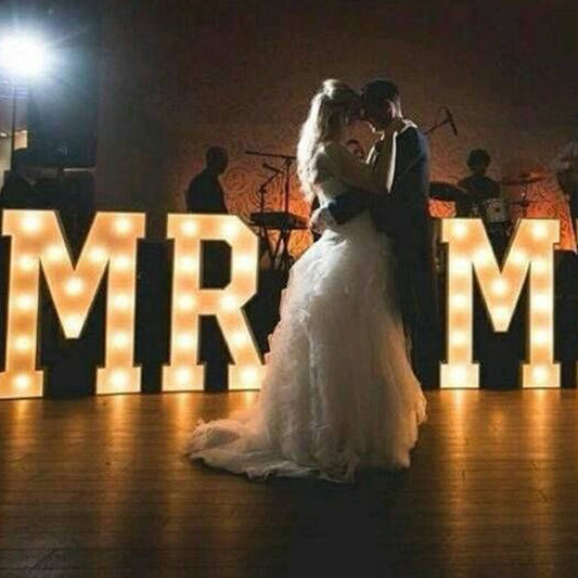 XXL Leuchtbuchstaben - MR & MRS