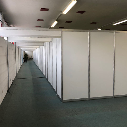 Systemwand - hellgraue Wandfüllung