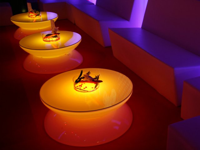 Loungetisch Moree LED Pro - Ø 84 cm - beleuchtet