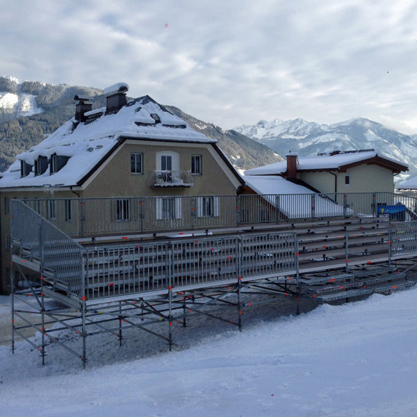 Layher Stehplatz Tribüne - verschiedene Varianten